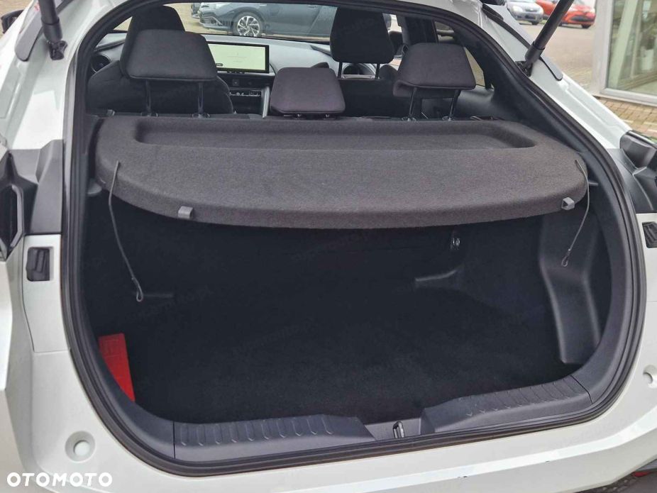 Toyota C-HR - 12