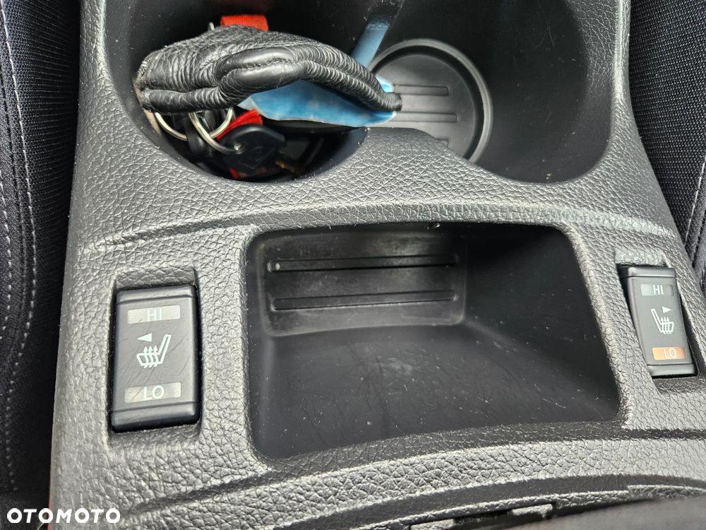 Nissan Qashqai 1.2 DIG-T N-Connecta EU6 - 25