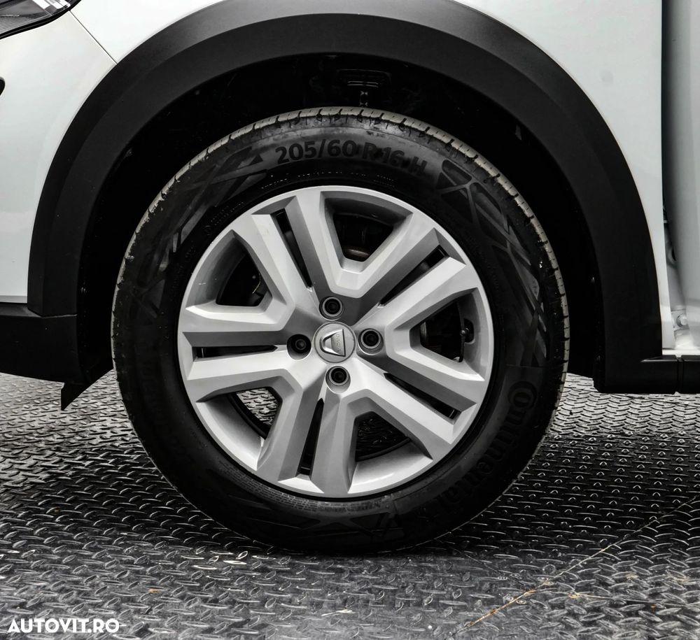Dacia Sandero Stepway TCe 90 MT6 Comfort - 24