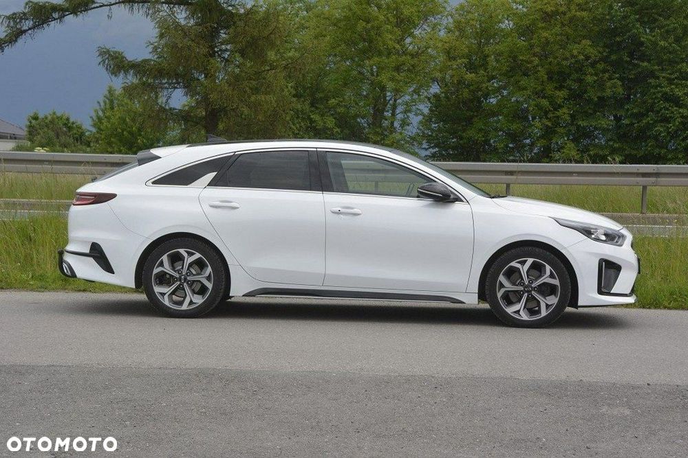 Kia ProCeed 1.6 CRDi SCR GT LINE - 8