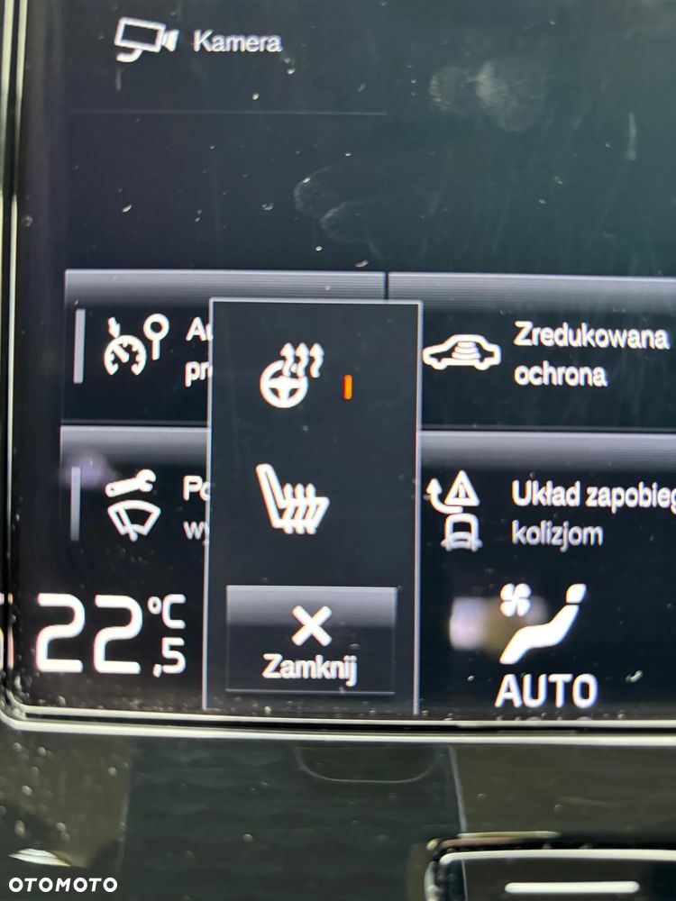 Volvo XC 40 T3 Momentum - 25