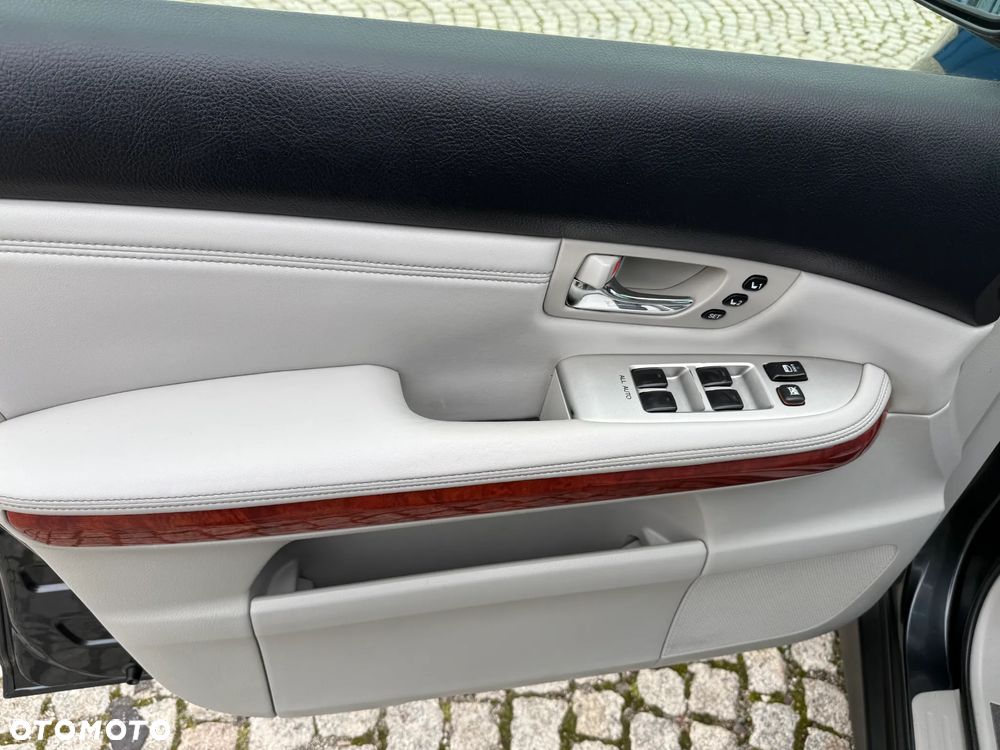 Lexus RX 350 Prestige - 30