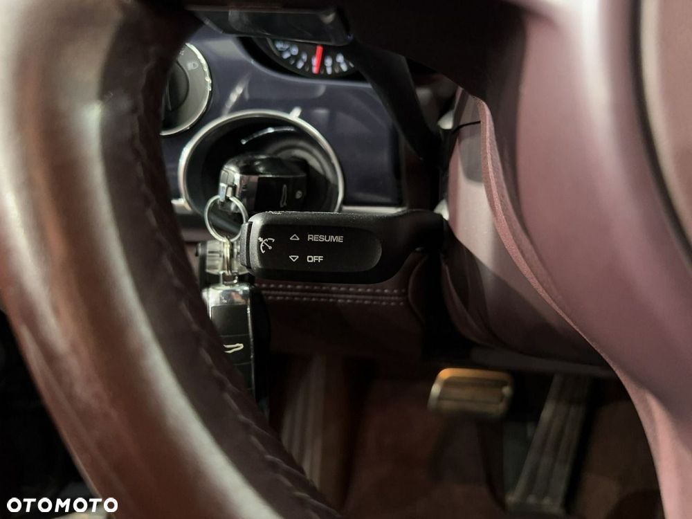 Porsche Panamera - 23
