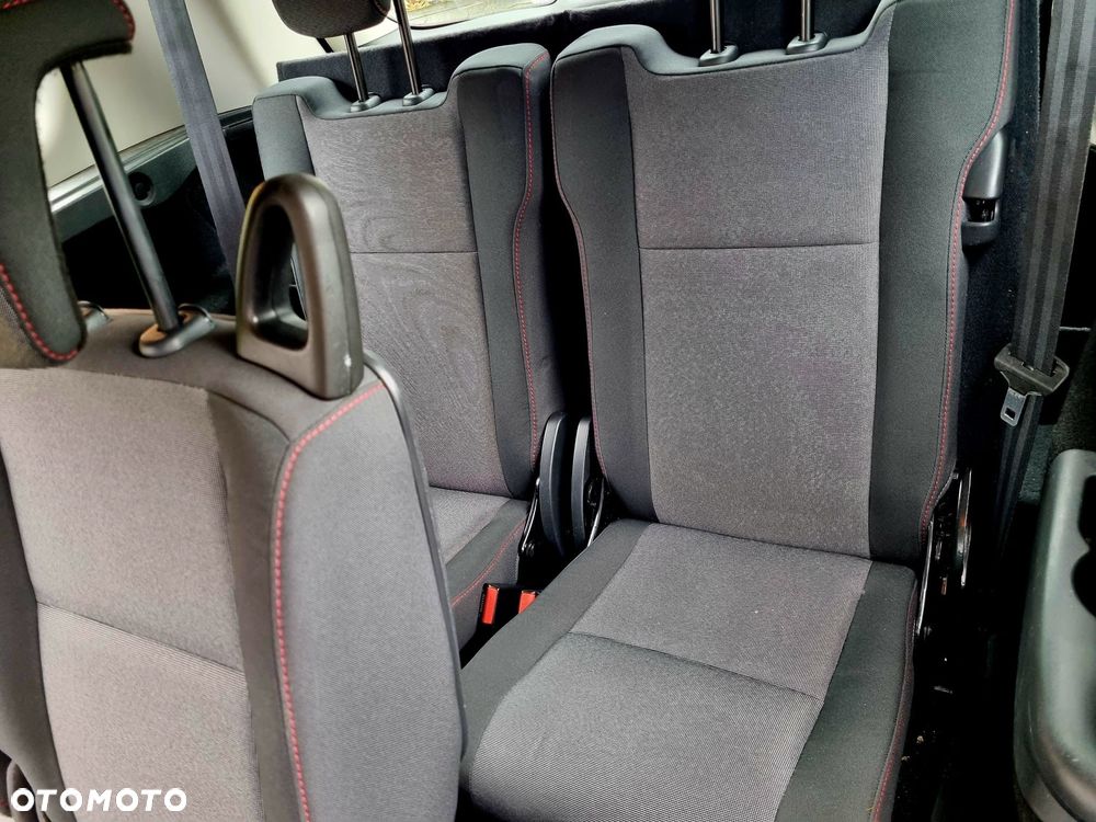 Renault Grand Scenic - 34