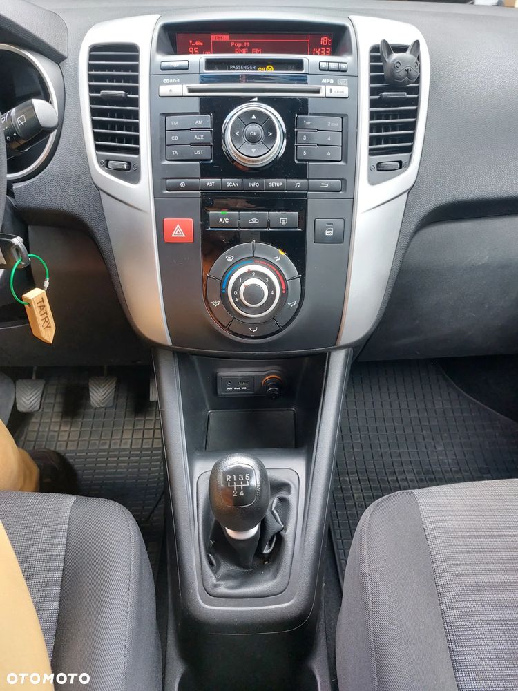 Kia Venga 1.6 M - 9
