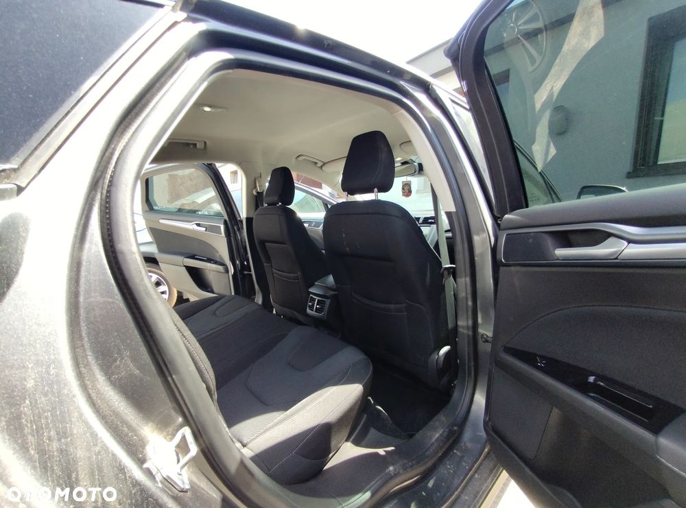 Ford Mondeo 2.0 TDCi Ambiente - 3