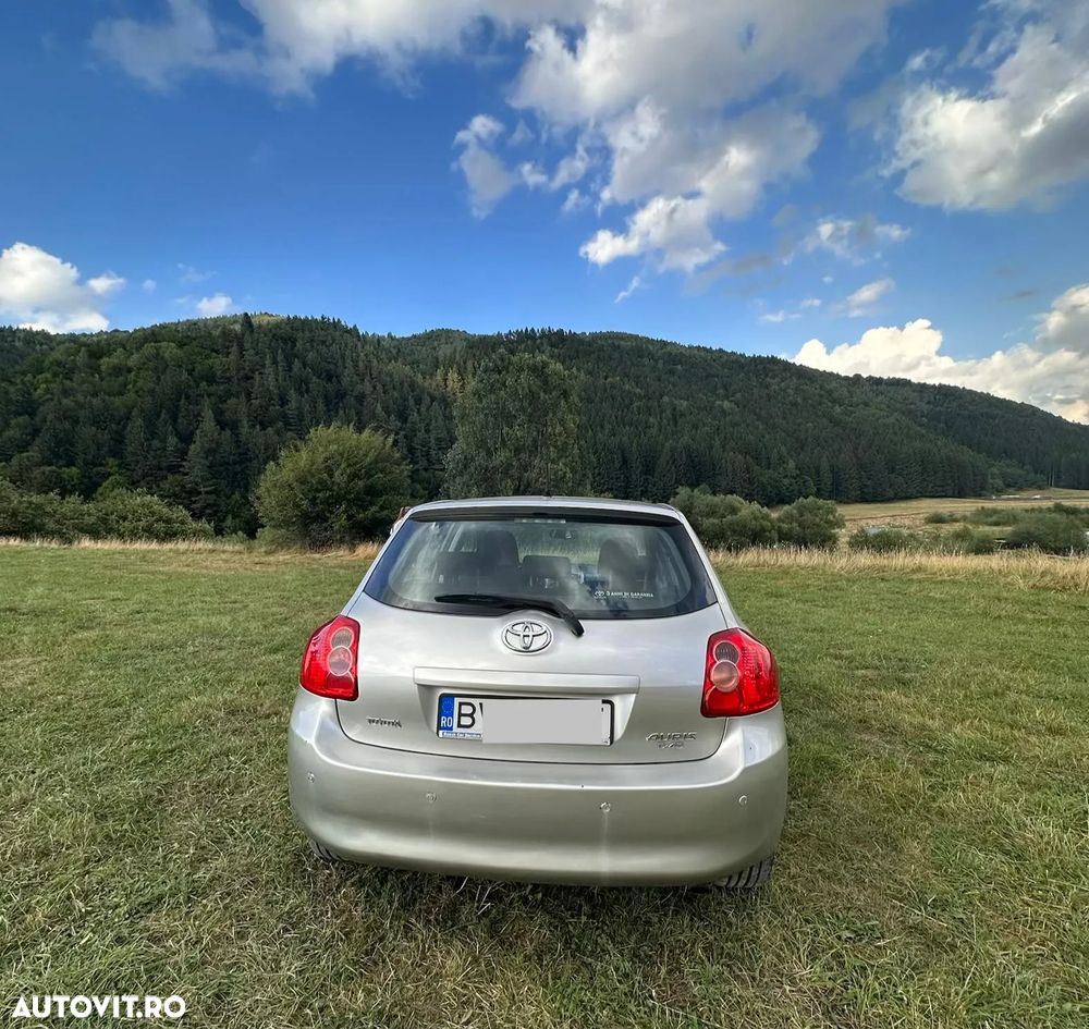 Toyota Auris 2.0 D-4D - 6