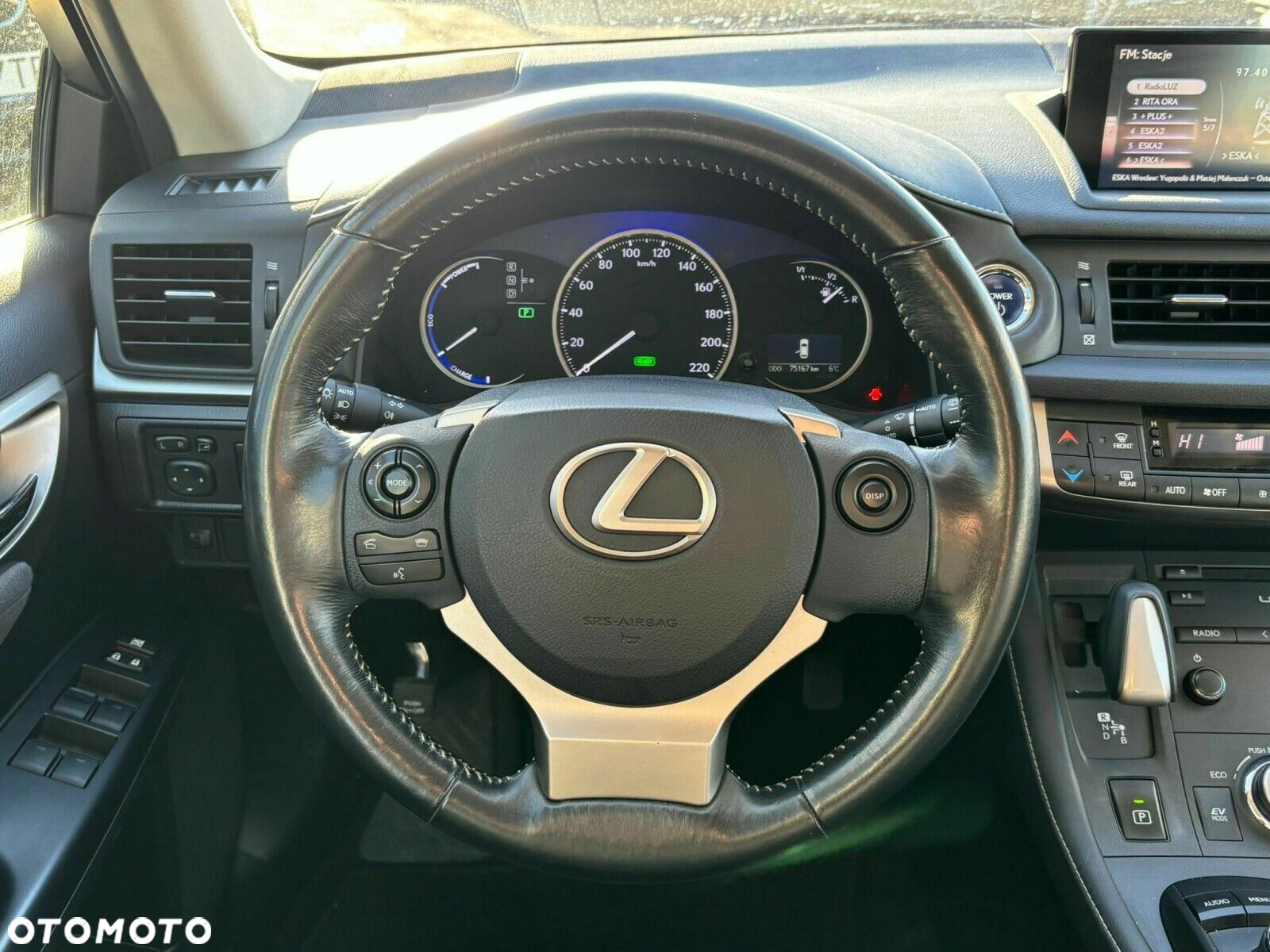 Lexus CT - 9