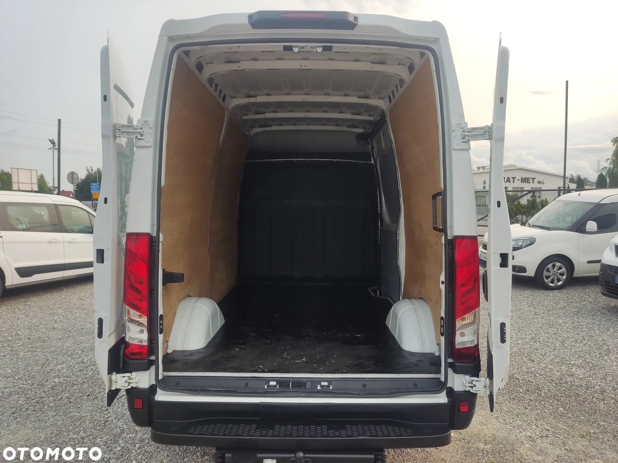 Iveco 35S140 - 18