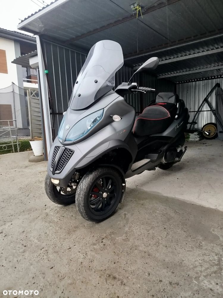 Piaggio MP-3 - 1