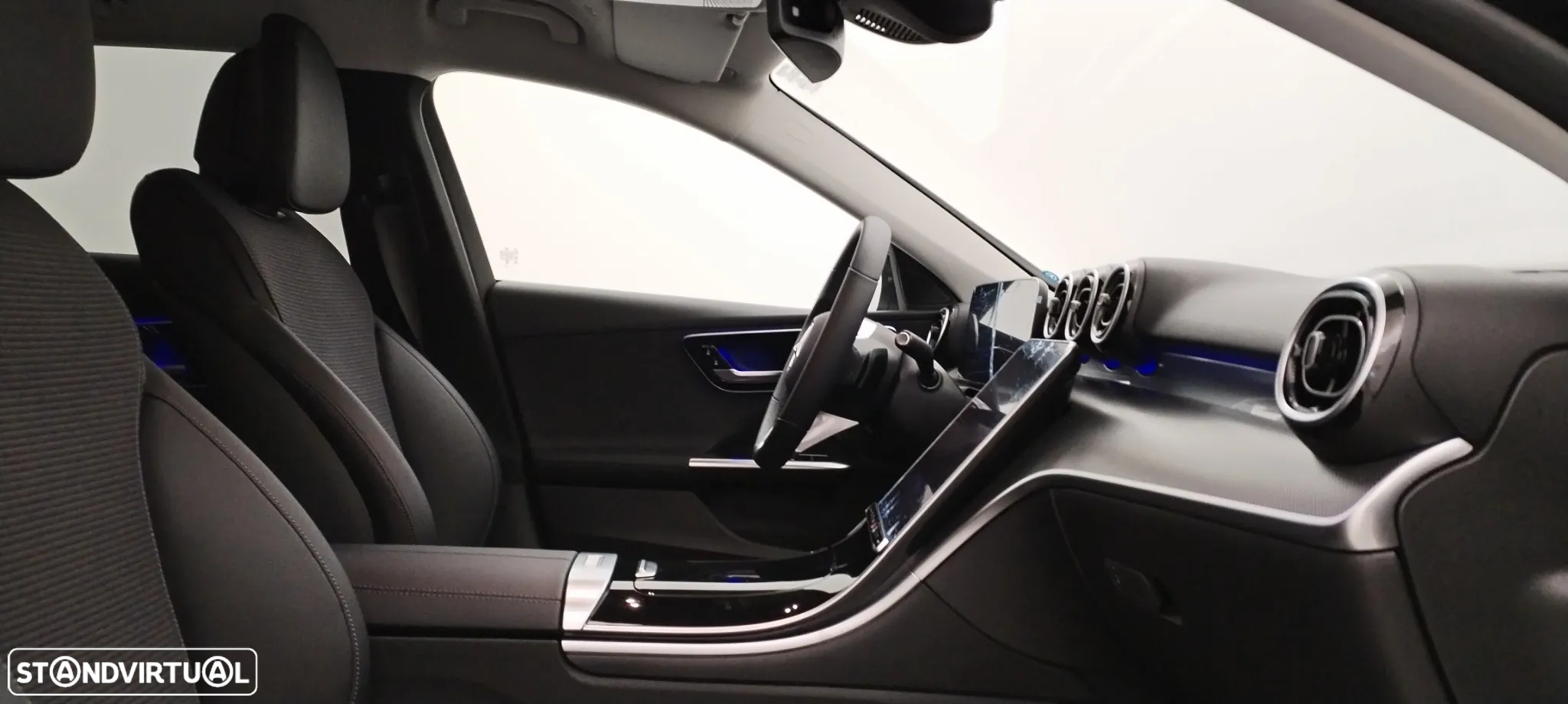 Mercedes-Benz C 300 e Avantgarde - 27