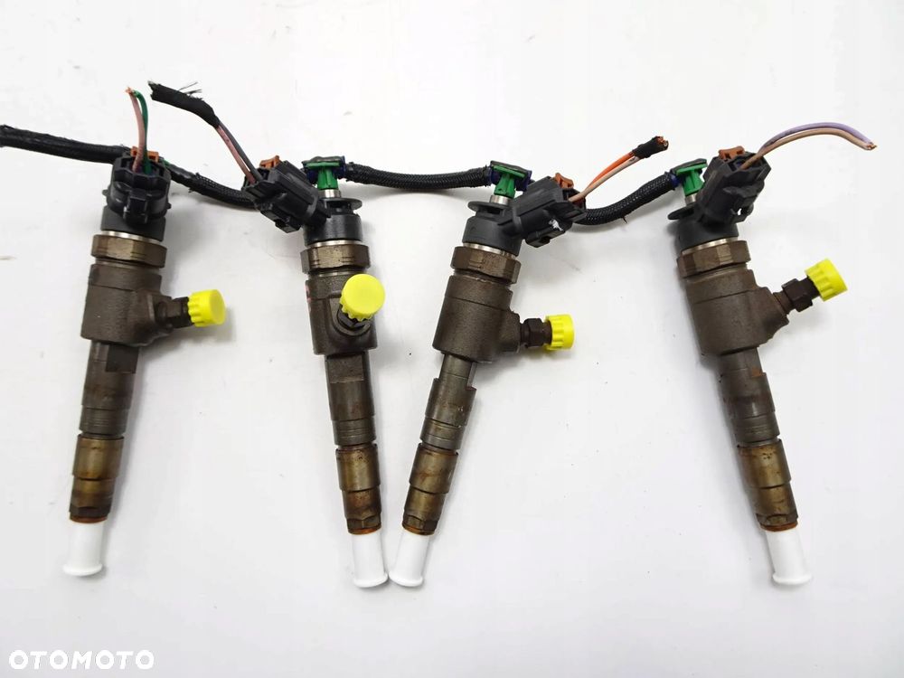 wtryskiwacze kpl. citroen c4 cactus 1.6 blue hdi 0445110566 - 2