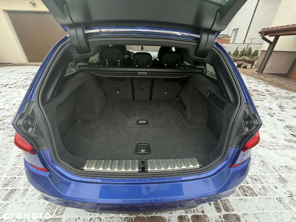 BMW Seria 3 320d M Sport sport - 8