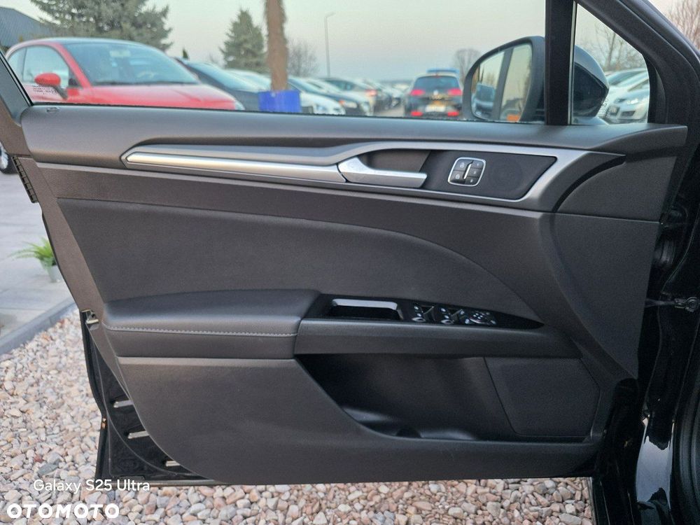 Ford Mondeo - 24