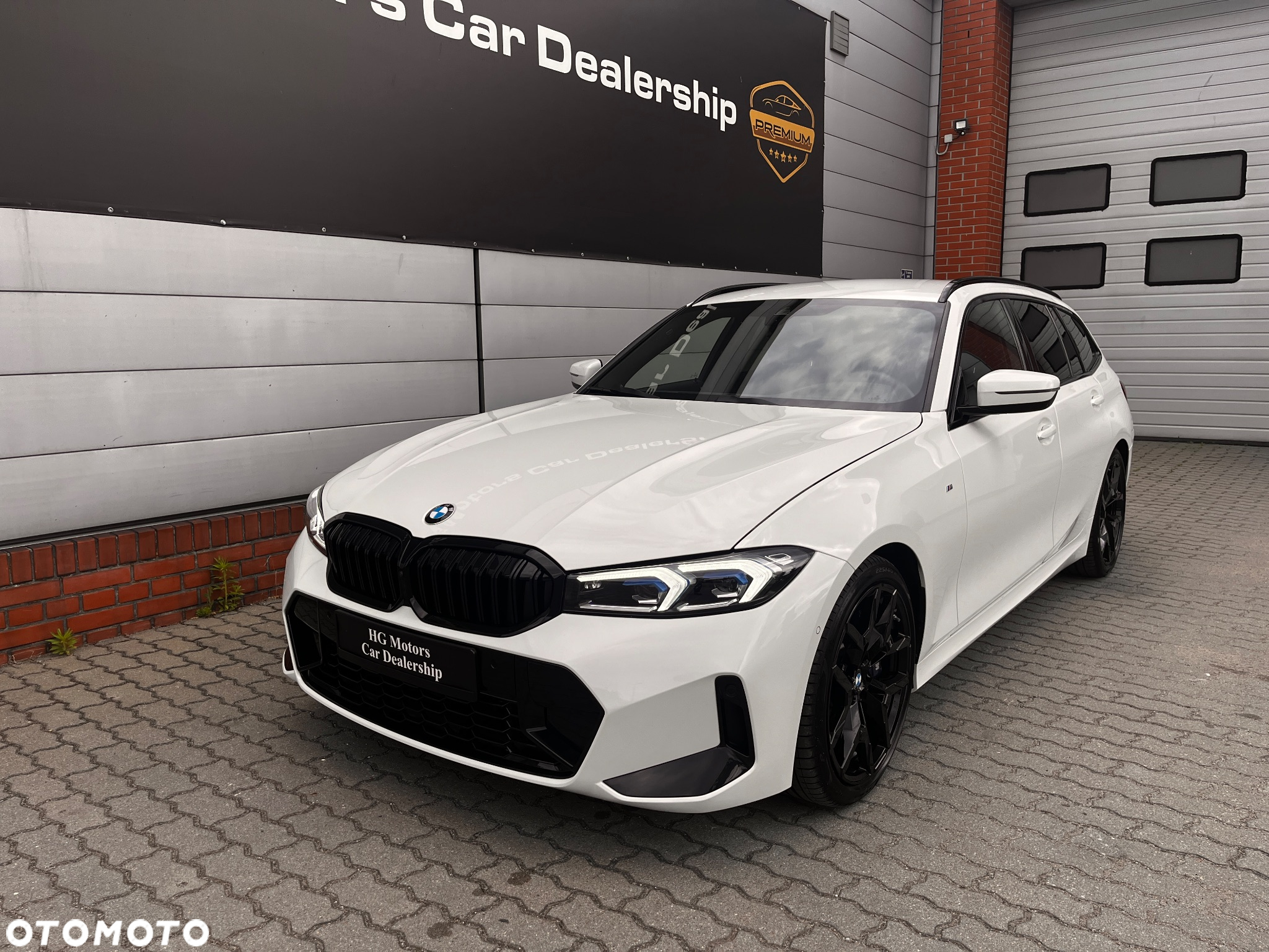 BMW Seria 3 320d Touring M Sport - 4