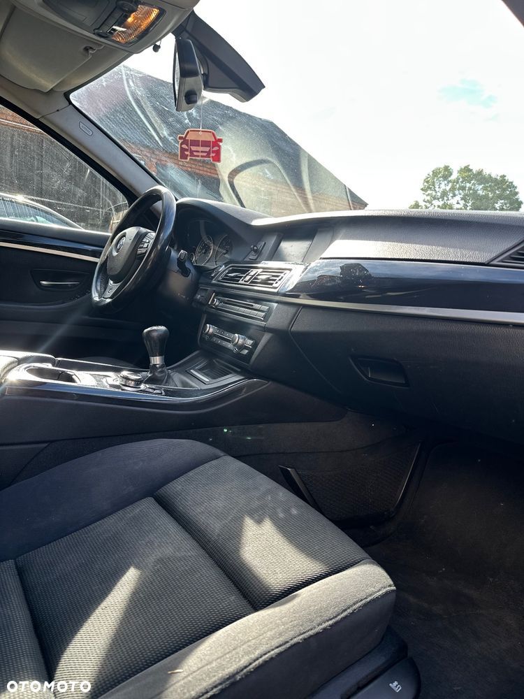 BMW Seria 5 520d - 10