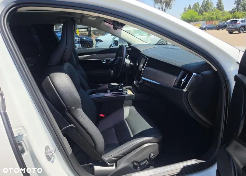 Volvo S90 - 10