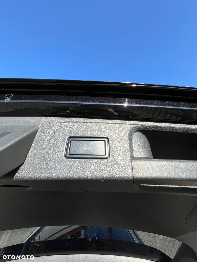 Volkswagen Passat - 21