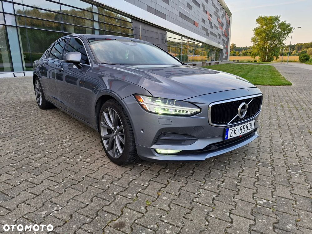 Volvo S90 T5 Momentum - 4