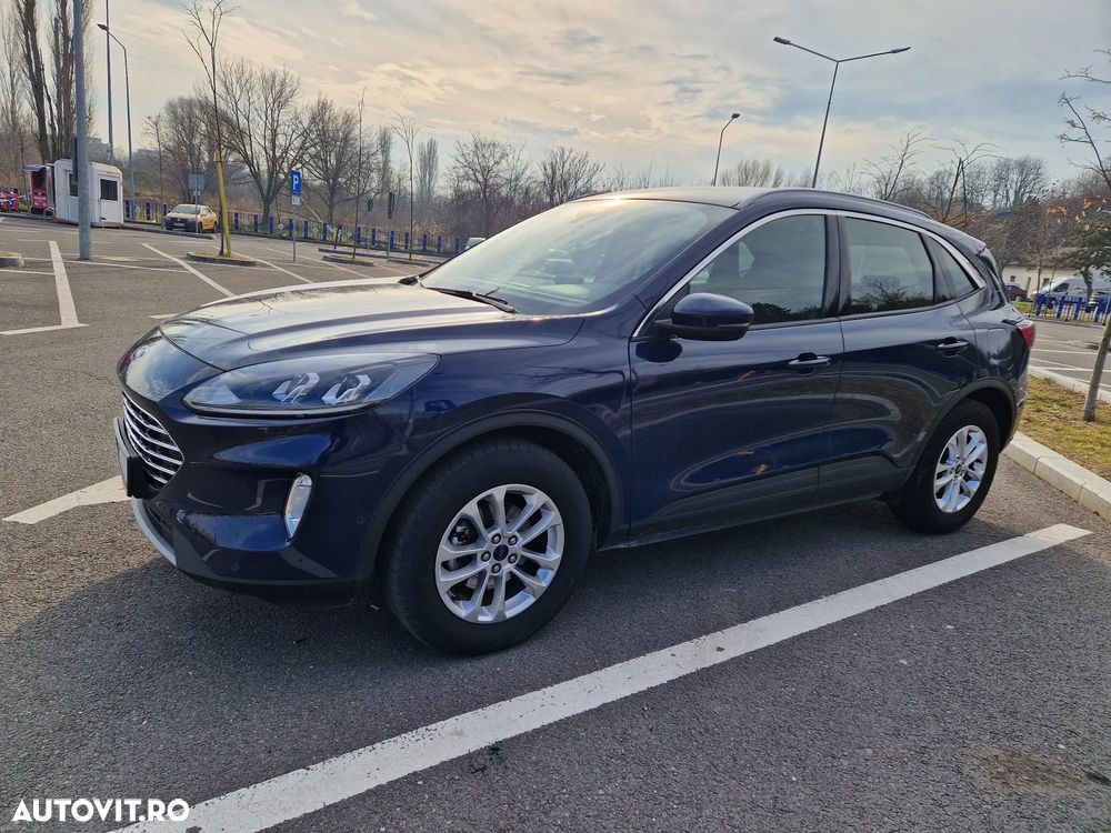 Ford Kuga 1.5 EcoBoost FWD Titanium - 1
