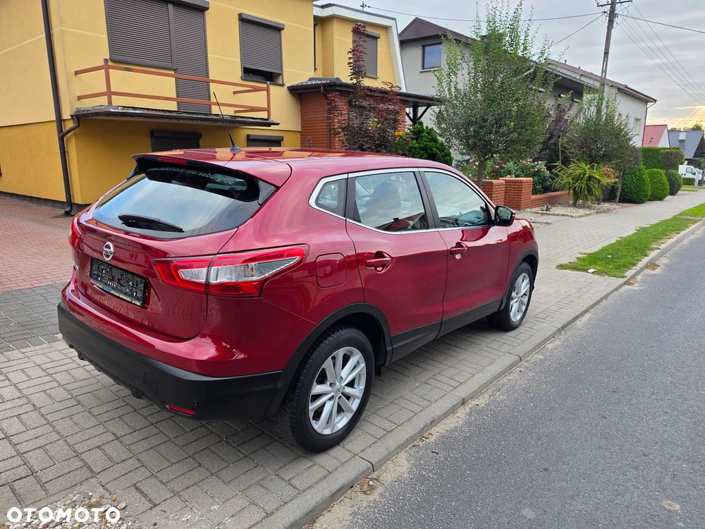 Nissan Qashqai 1.2 DIG-T N-Vision - 4
