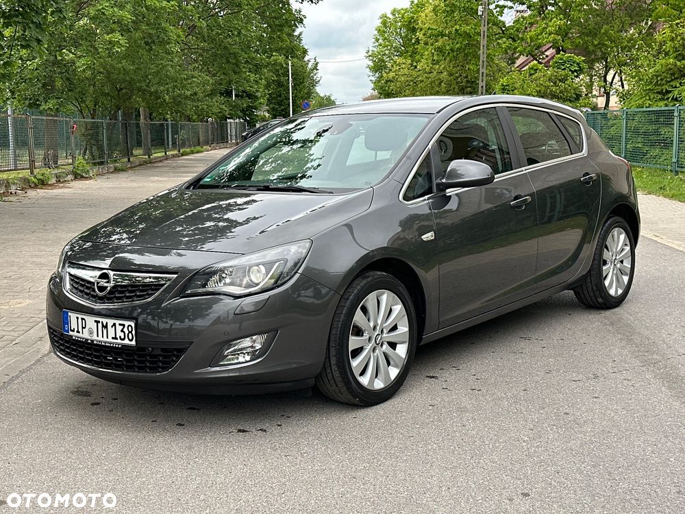 Opel Astra 1.4 T Cosmo - 3