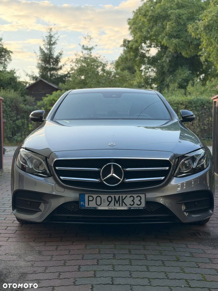 Mercedes-Benz Klasa E 220 d 4-Matic AMG - 1