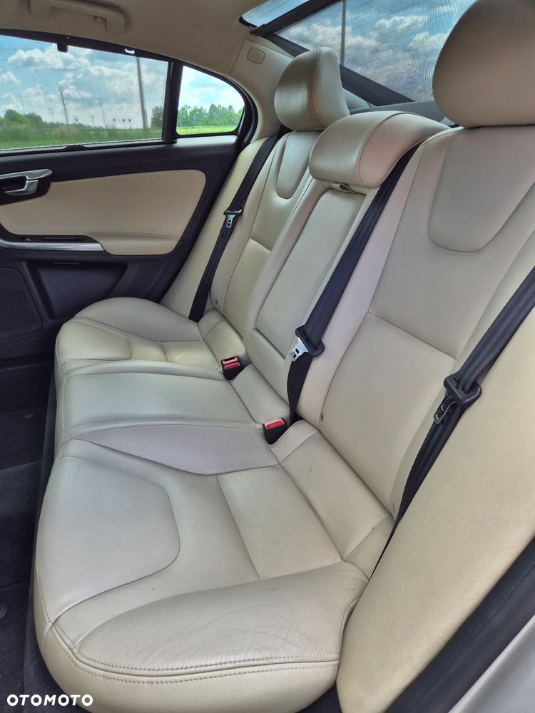 Volvo S60 T5 Geartronic Summum - 12