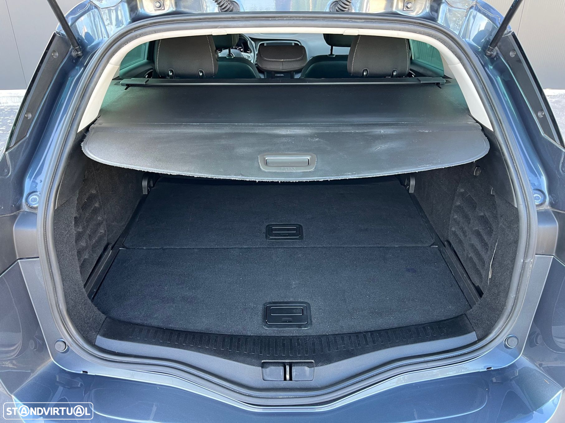 Renault Mégane Sport Tourer 1.5 dCi Limited - 16