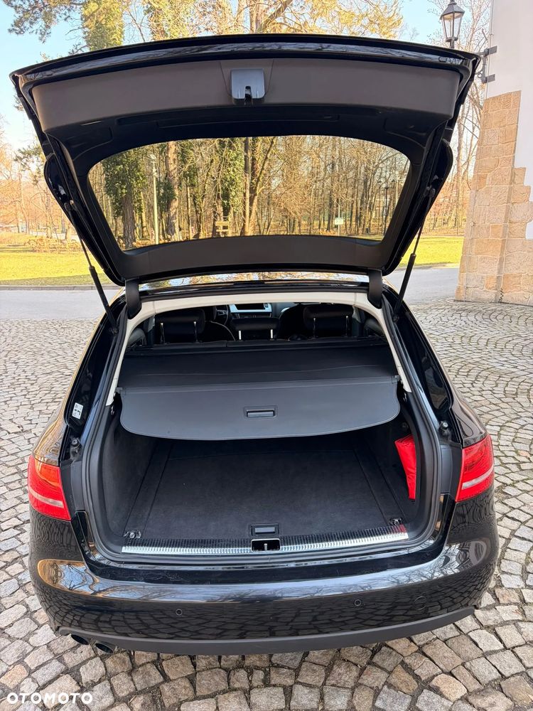 Audi A4 Avant - 14