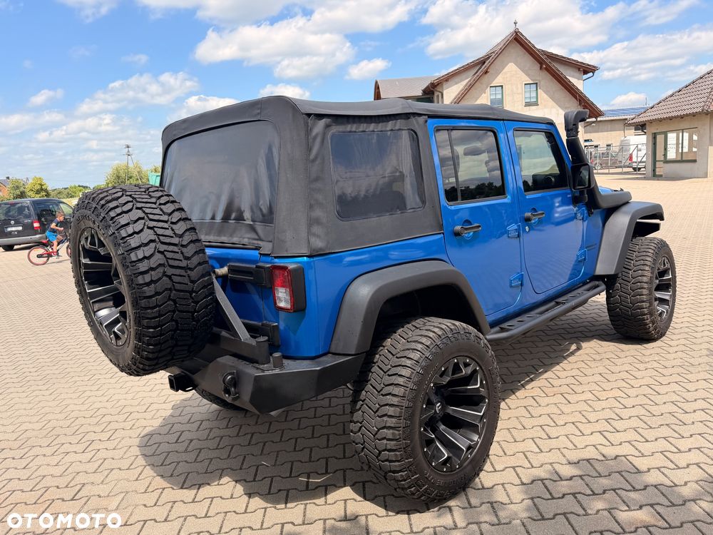 Jeep Wrangler 2.8 CRD Unlim Rubicon Recon - 11