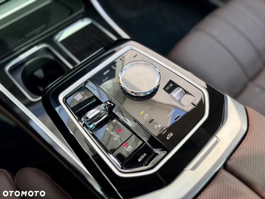 BMW Seria 7 740d xDrive mHEV M Sport sport - 12