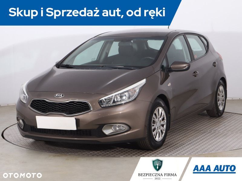 Kia Ceed - 3