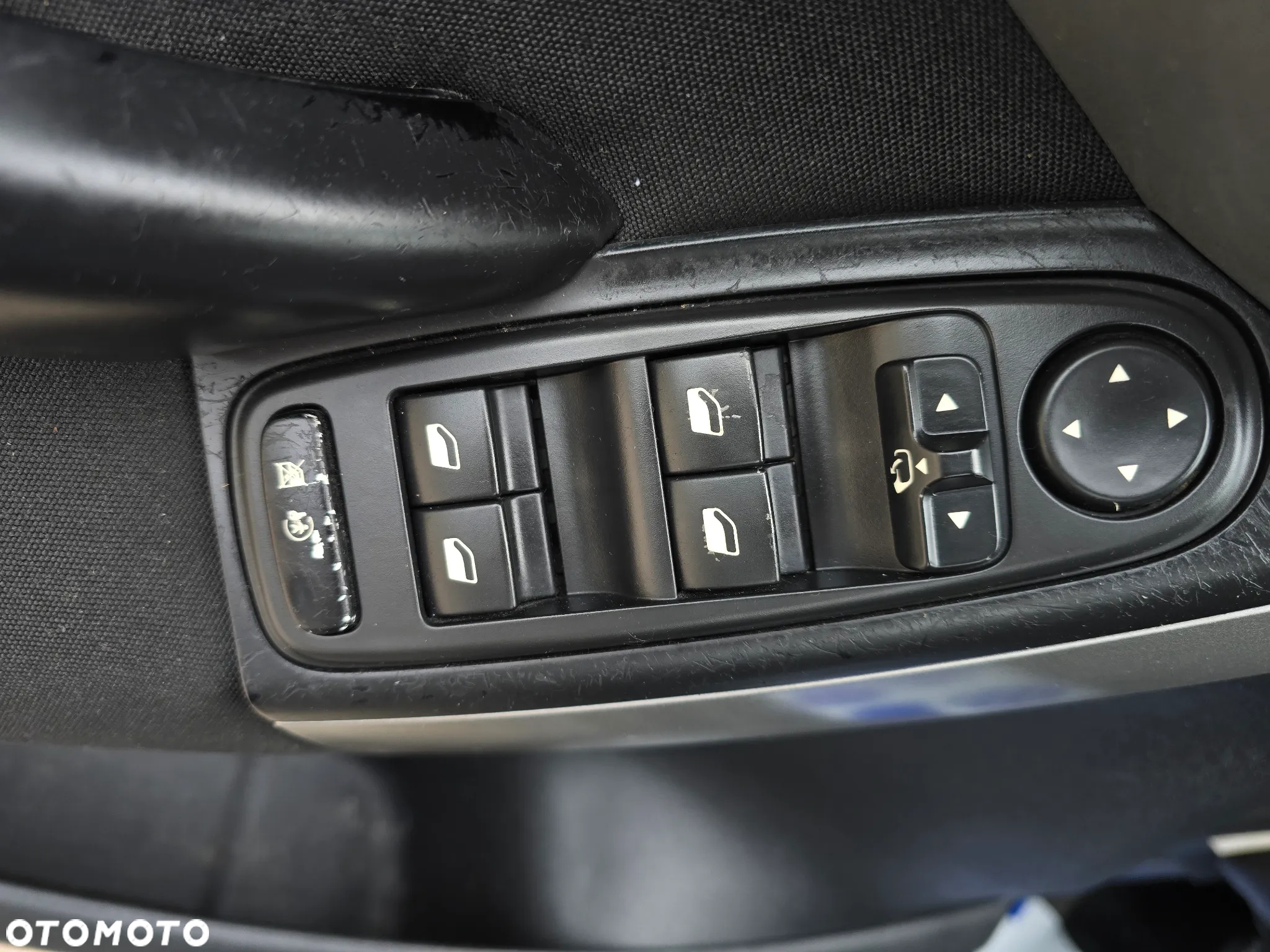 Citroën C4 Picasso e-HDi 110 FAP EGS6 Business Class - 21