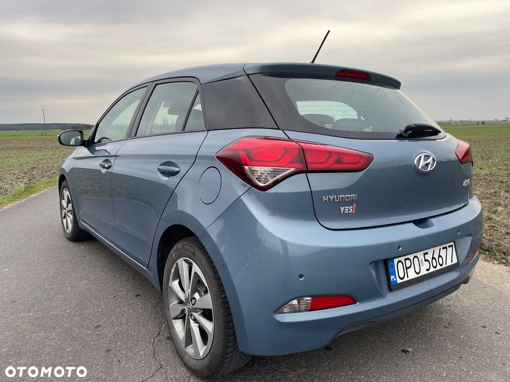 Hyundai i20 1.1 CRDi BlueDrive Elegant - 8