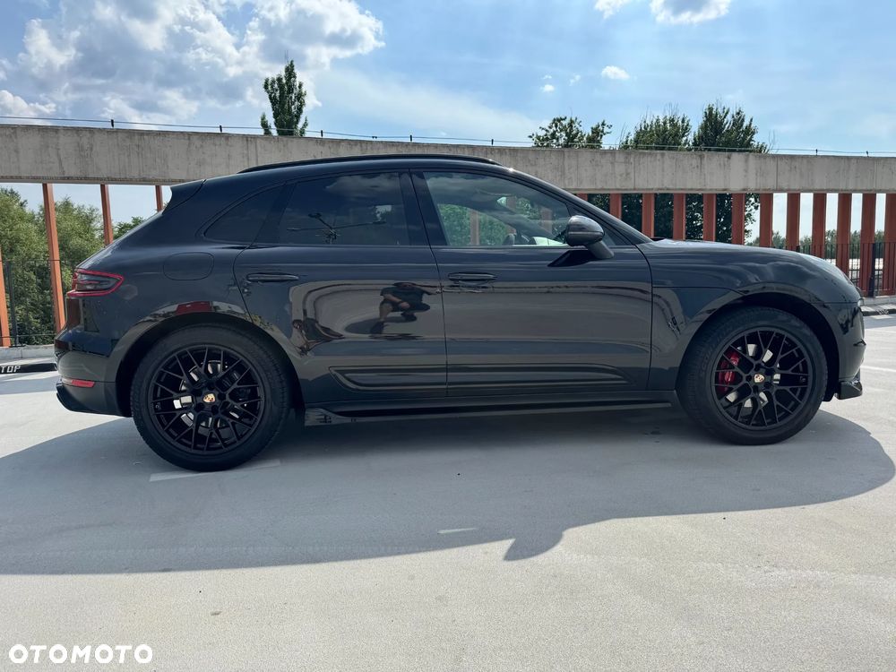 Porsche Macan - 3
