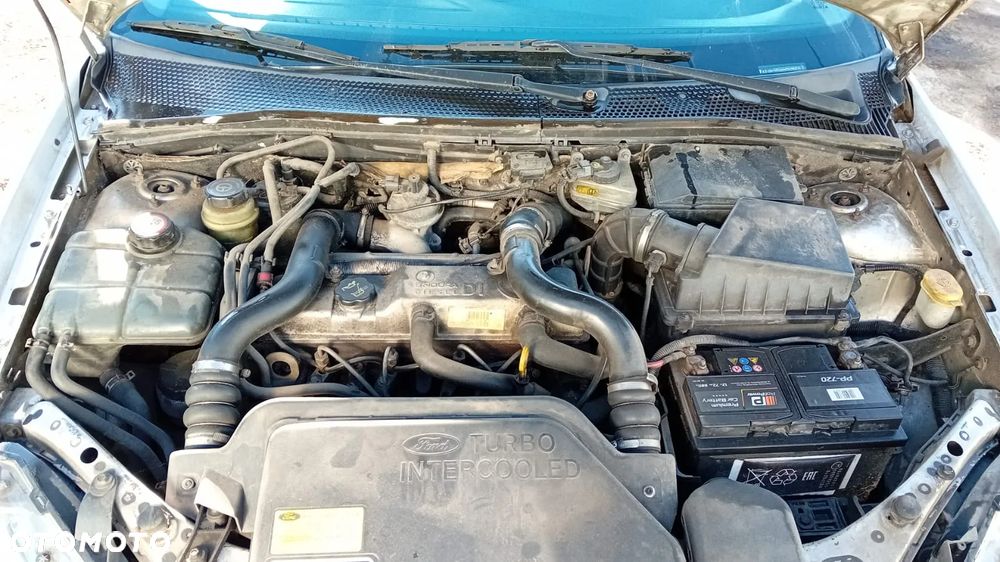 Tylko Części Ford Focus MK1 1.8 tddi C9DC 90KM 66kW hb 5d 98r-01r Lakier o8 - 10