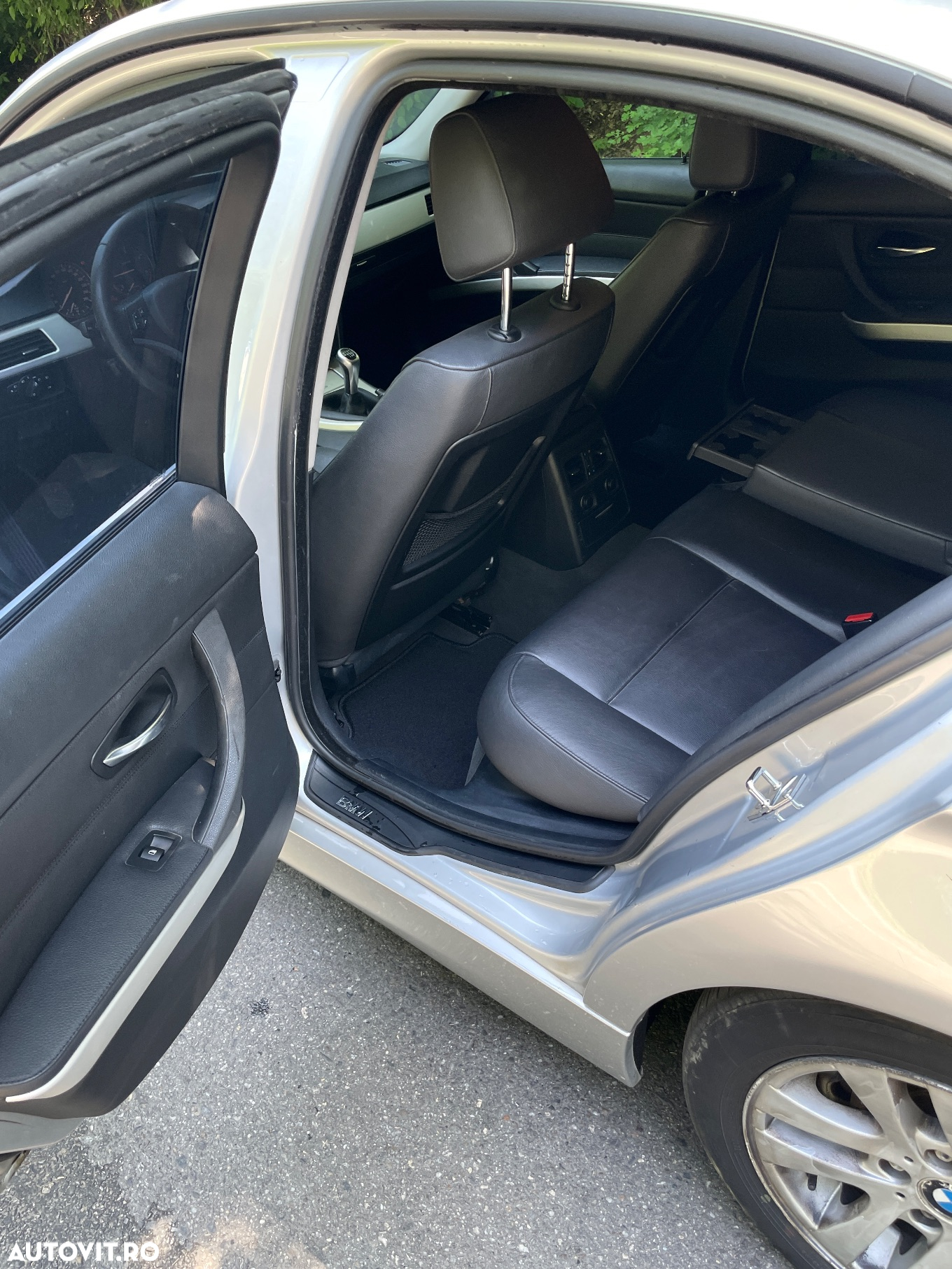 BMW Seria 3 320d - 8