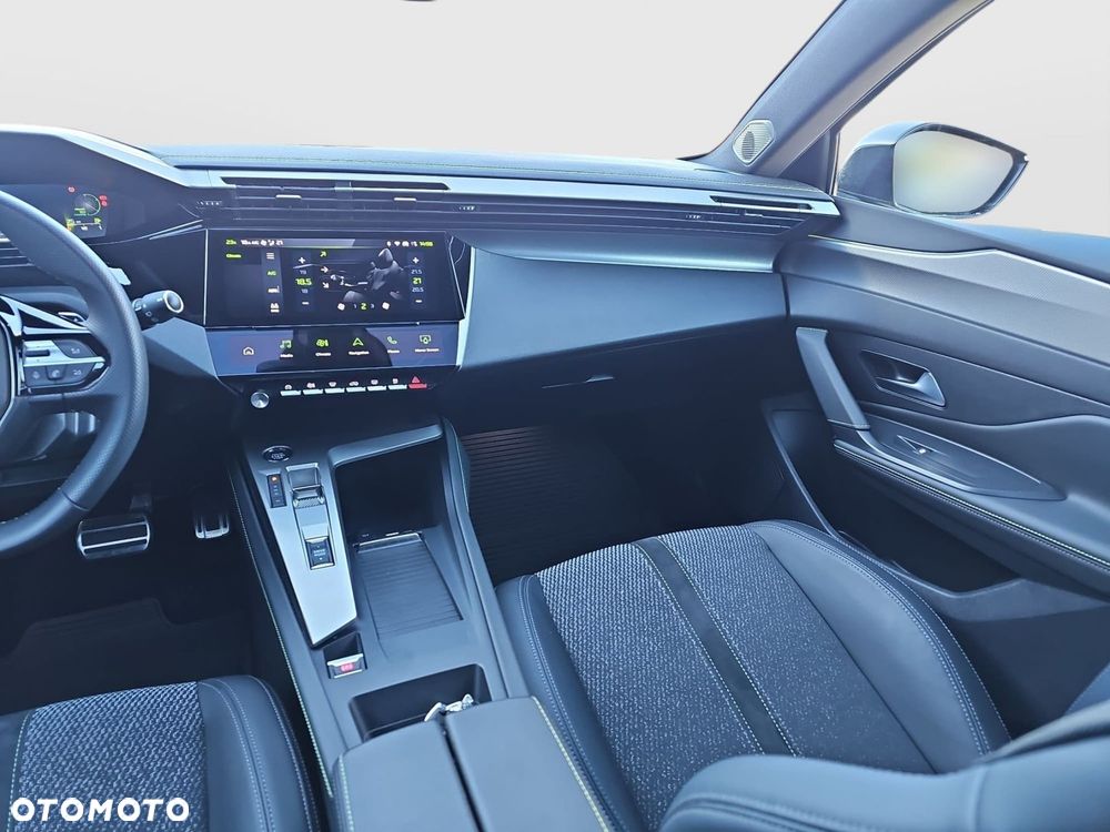 Peugeot 308 - 22