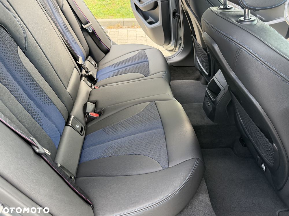 BMW Seria 2 220i M Sport - 21