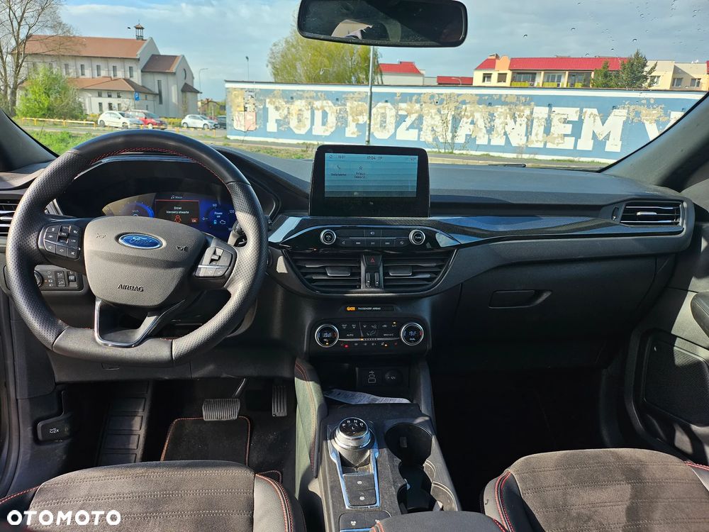 Ford Kuga 2.5P PHEV FWD ST-Line - 24