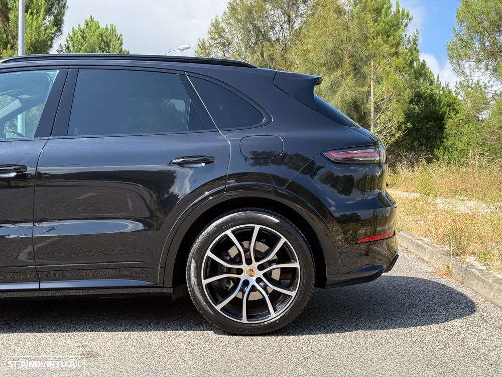 Porsche Cayenne E-Hybrid Tiptronic S Platinum Edition - 18