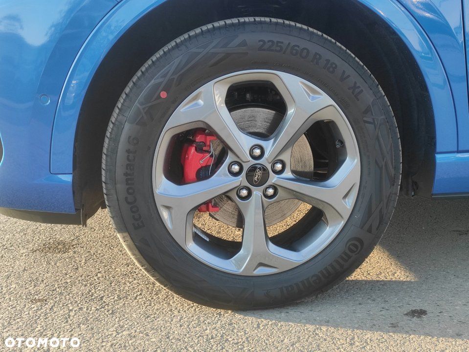 Ford Kuga - 10