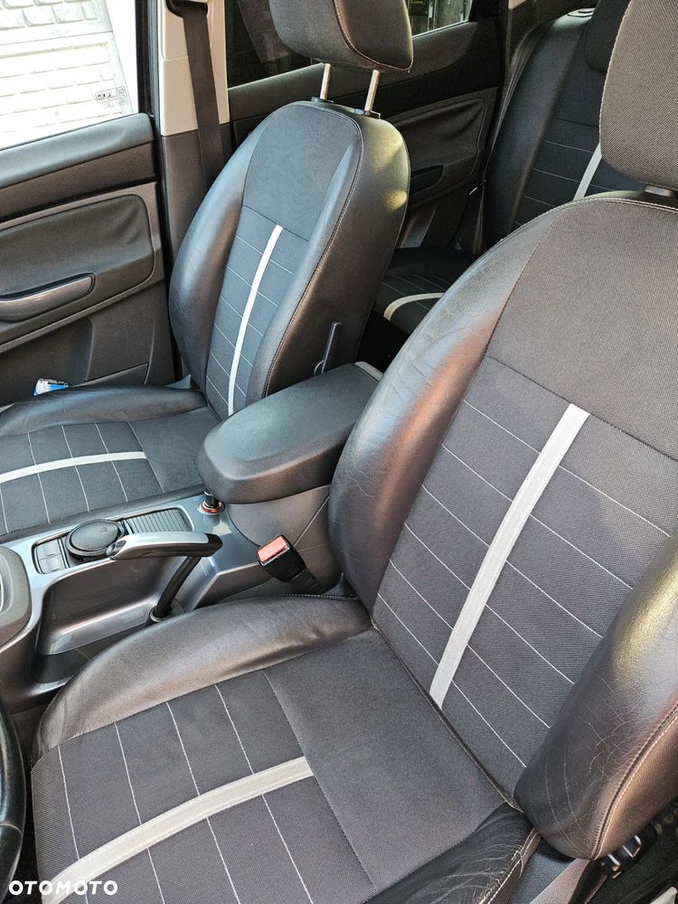 Ford Kuga 2.0 TDCi Titanium - 16