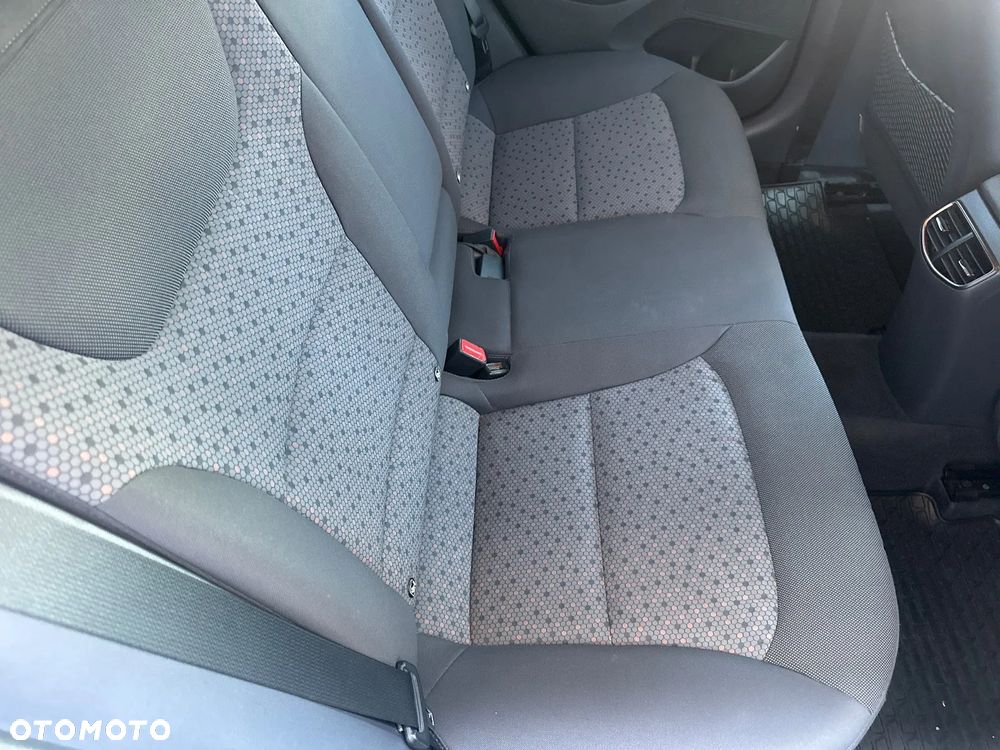 Hyundai IONIQ Electric Premium - 24