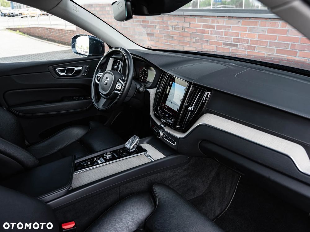 Volvo XC 60 B4 D Geartronic Inscription - 25