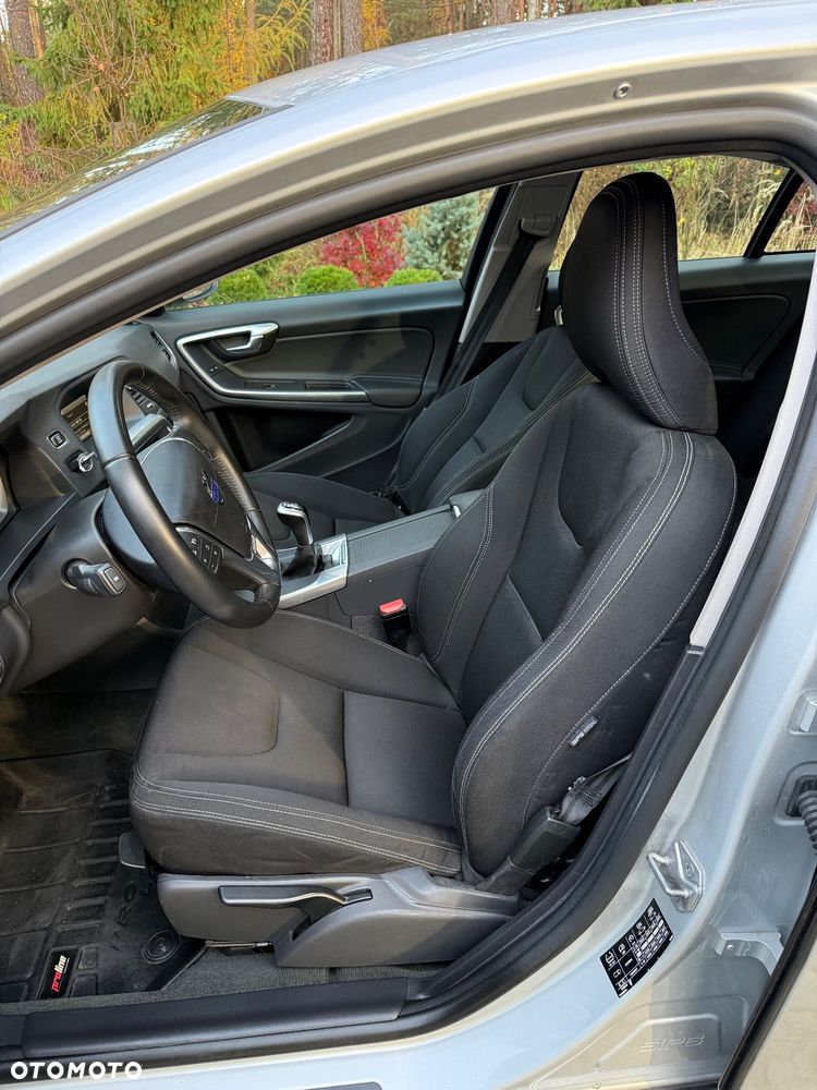 Volvo S60 - 5