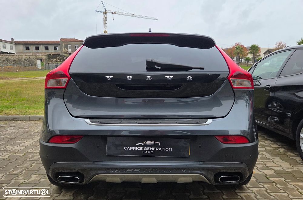 Volvo V40 Cross Country 1.6 D2 Momentum - 23