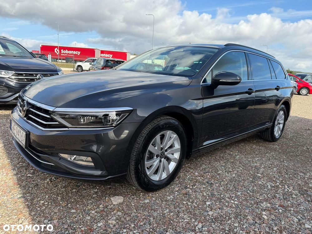 Volkswagen Passat - 10