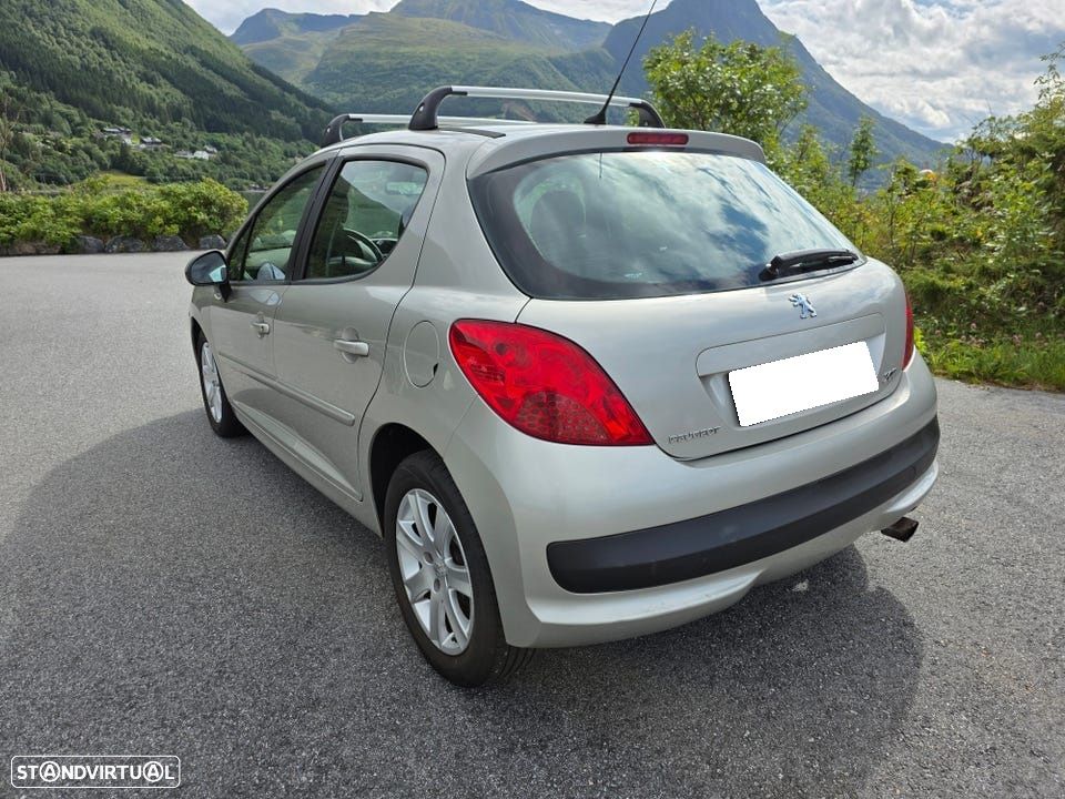 Peugeot 207 1.6 HDi Premium - 3